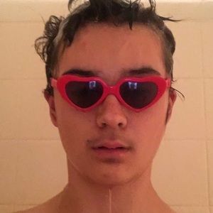 Meet your Posher, Manuel